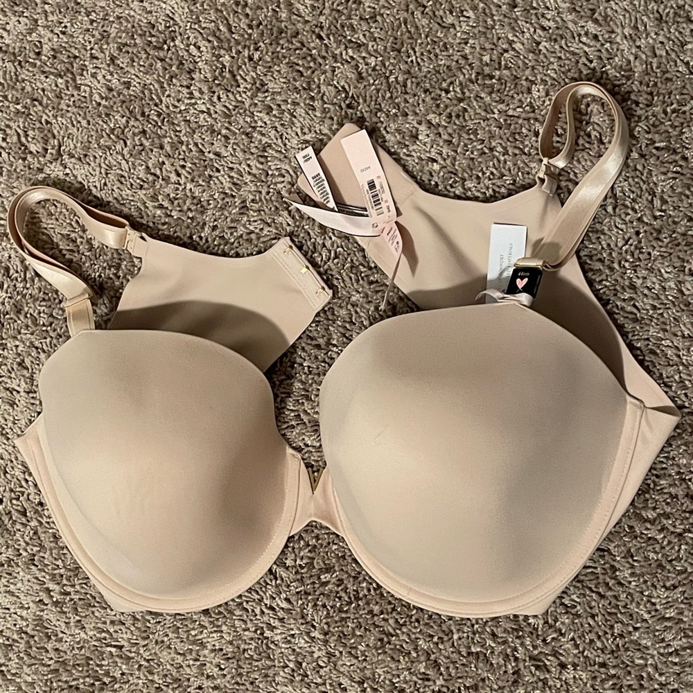 44DD VS NWT freedom cloud collection